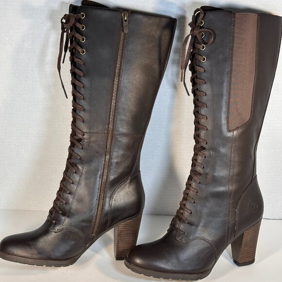 Ladies size 10 Timberland Boots - Picture 1 of 16